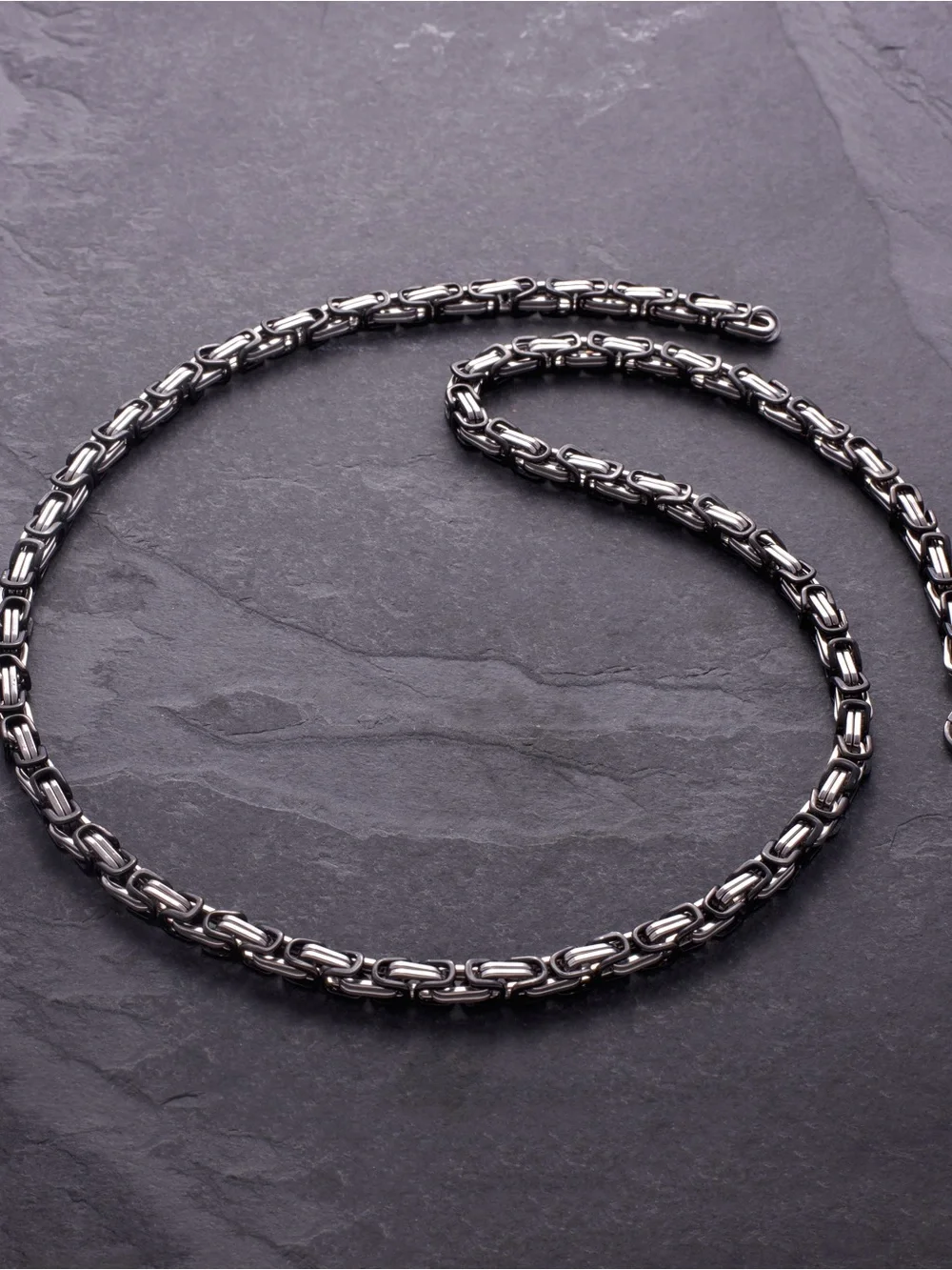 Stainless Steel & Black IP-plated 5mm Square Bysantine 22in Chain!
